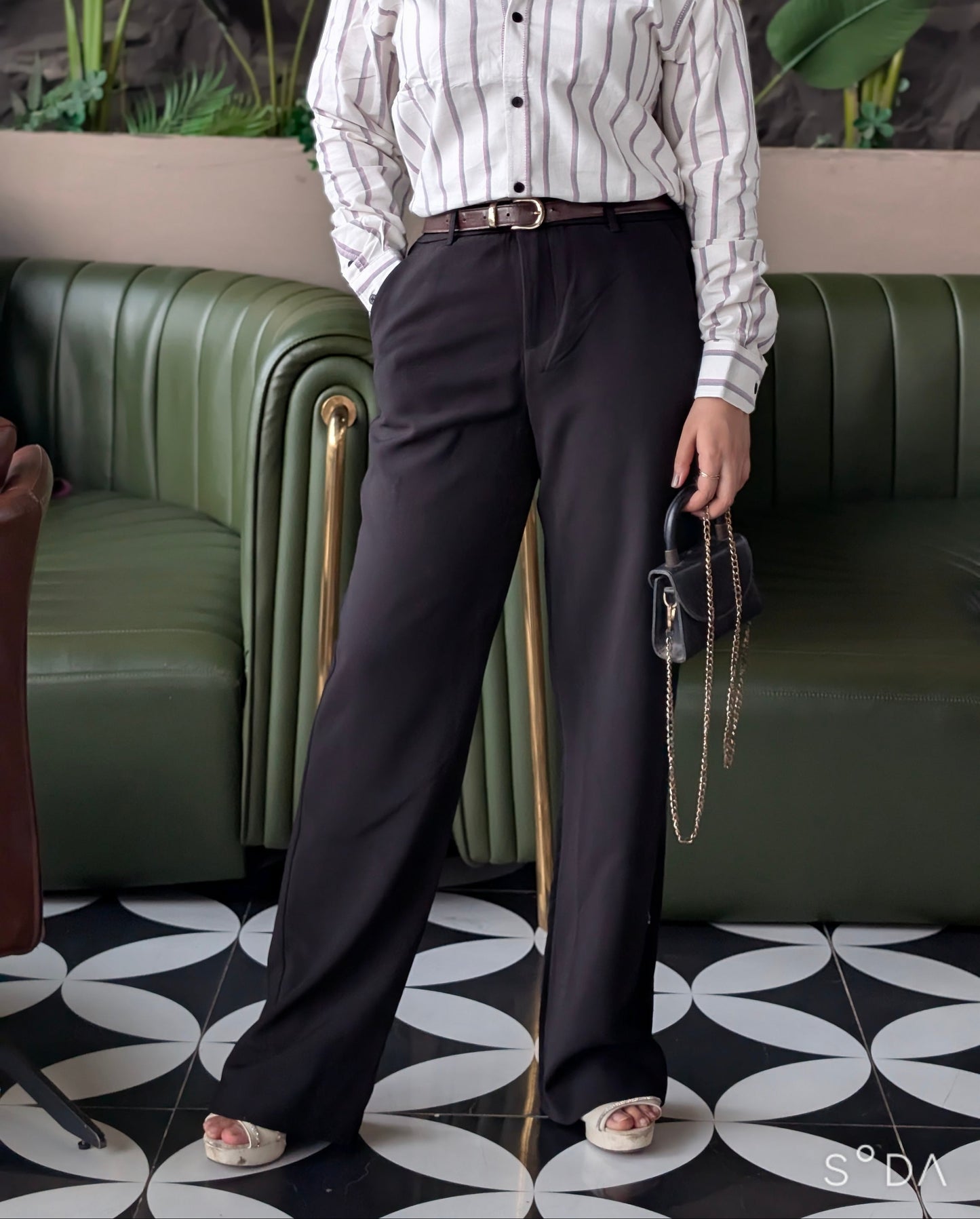 Urban High Waist Midnight Straight Fit Pant.